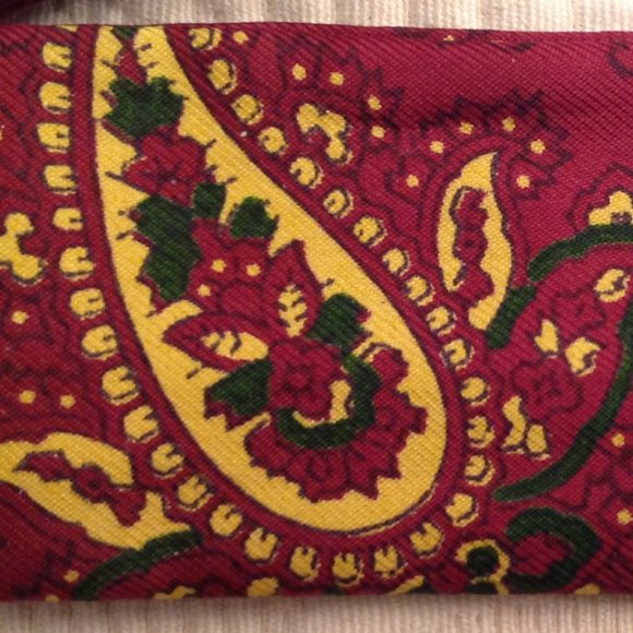 BLOOMINGDALE'S Paisley Batwing Bowtie Vintage Bloomingdale's Men's Store - Picture 2 of 13